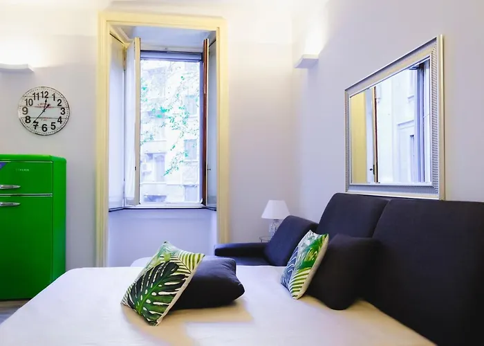 BOOK NOW! Corso Buenos Aires&Loreto M1