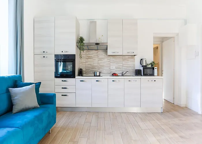 Best Rent - Spacious Two Bedrooms Near Porta Romana
